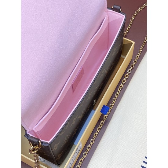 M82628 Set of 3 Felicie Handbags