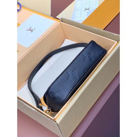 M82211 Wallet On Chain Ivy Handbag