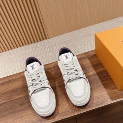 LV SNEAKERS