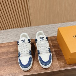 LV SNEAKERS