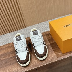 LV SNEAKERS
