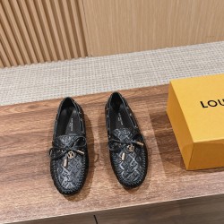 LV SANDALS