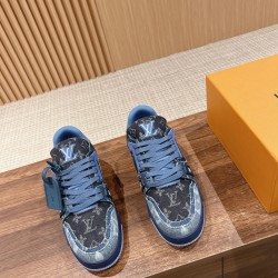 LV SNEAKERS