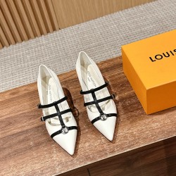 LV SANDALS
