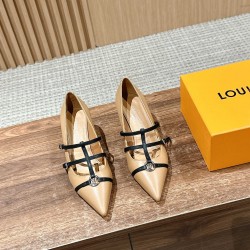 LV SANDALS