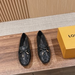 LV SANDALS