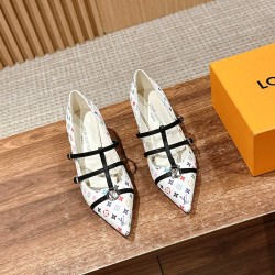 LV SANDALS