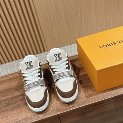LV SNEAKERS