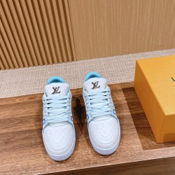 LV SNEAKERS