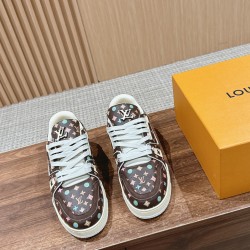LV SNEAKERS