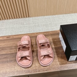 Beach slippers