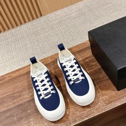 canvas shoes